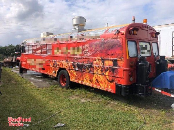 Ready to Work Ford Catering and Kitchen Bustaurant/Used Mobile Kitchen
