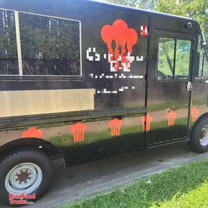 2003 17' Ford Food Truck Mobile Kitchen with Pro-Fire Suppression