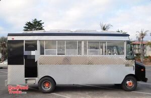 Chevy Kurbmaster Permitted & Rebuilt (New Engine Low Miles ) Food Truck