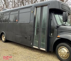 Ready to Roll - 2001 29' All Purpose Food Truck w/ 2020 Kitchen Buildout