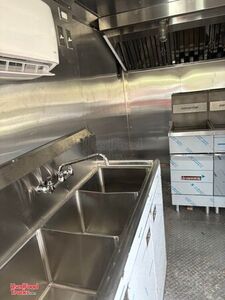 2004 Chevrolet All-Purpose Food Truck | Mobile Food Unit