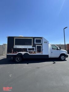 23' Turnkey Ford E50 Food Truck Fully Equipped & Ready to Roll w/ HCD Insignia