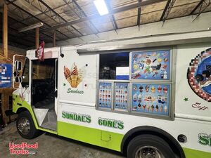 Turnkey - 2001 Chevrolet W42 Ice Cream/Soft Serve Truck Mobile Vending Unit