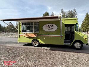 LOW MILES LOADED - Chevrolet P30 Kurbmaster Box Van Wood Fired Oven Pizza / Hot Food Truck