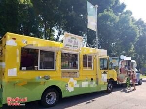 Professionally Built - 2006 24' Freightliner MT45 Gourmet Popcorn & Frozen Lemonade Truck