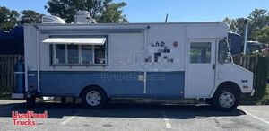 28' GMC P3500 Food Truck with Pro-Fire Suppression | Mobile Kitchen Unit