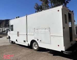 Well Equipped - 2005 Workhorse P42 Step Van Food Truck with 2021 Kitchen Build-Out