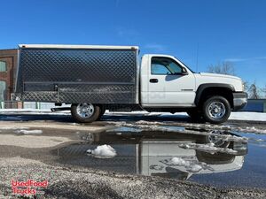 Low Mileage - 2006 Chevrolet Silverado 2500 Lunch Serving Food Truck