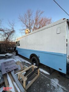 Chevrolet P30 All-Purpose Taco Food Truck Mobile Vending Unit