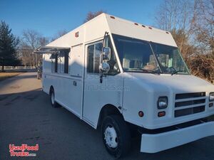 Turnkey - 2009 Workhorse P42 All-Purpose Food Truck | Mobile Food Unit